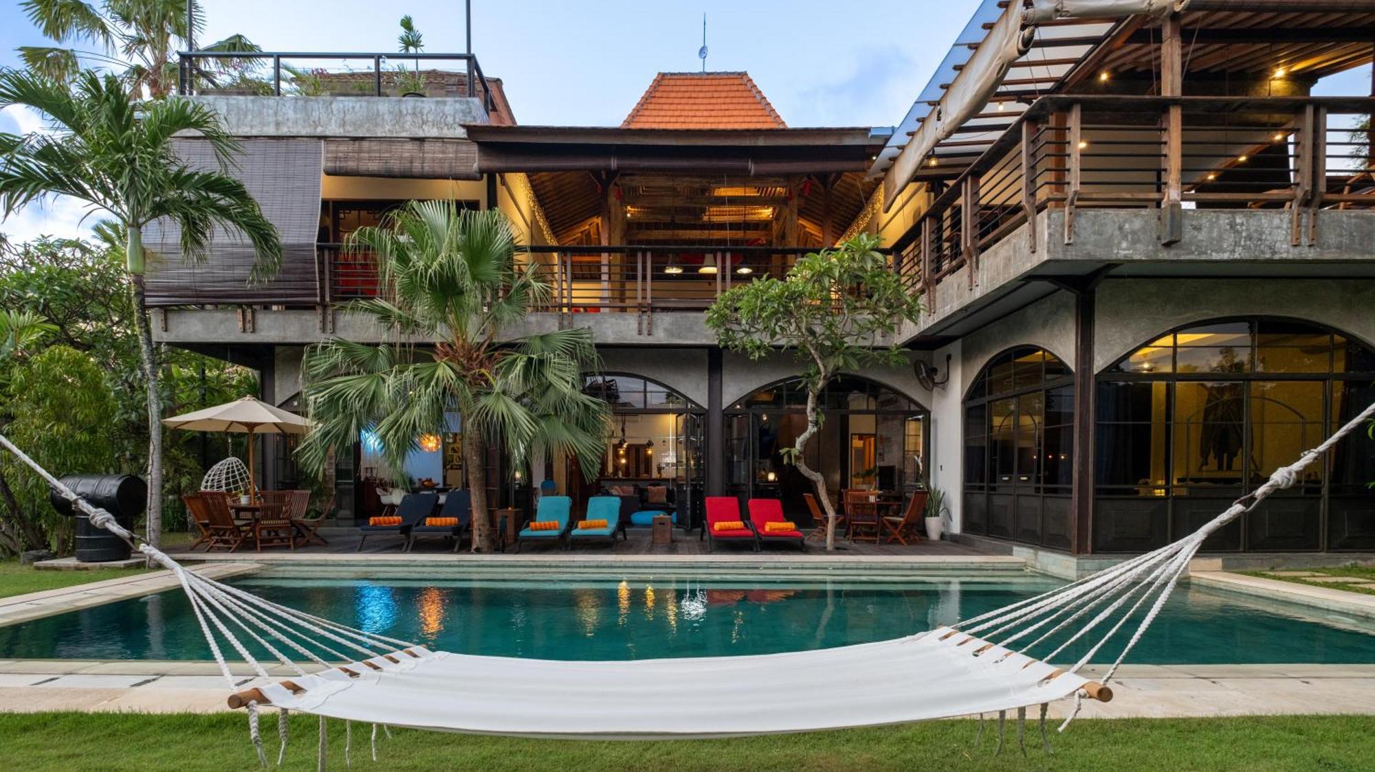 NicoNico Mansion Villa Seminyak Eksteriør billede